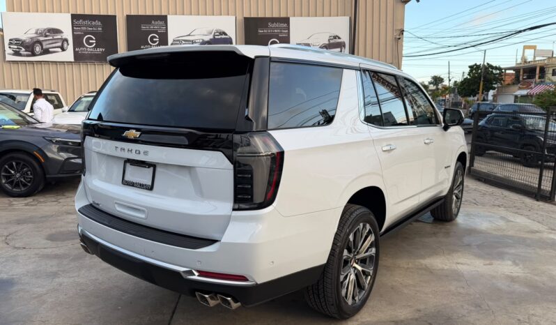 Chevrolet Tahoe High Country 2026 lleno