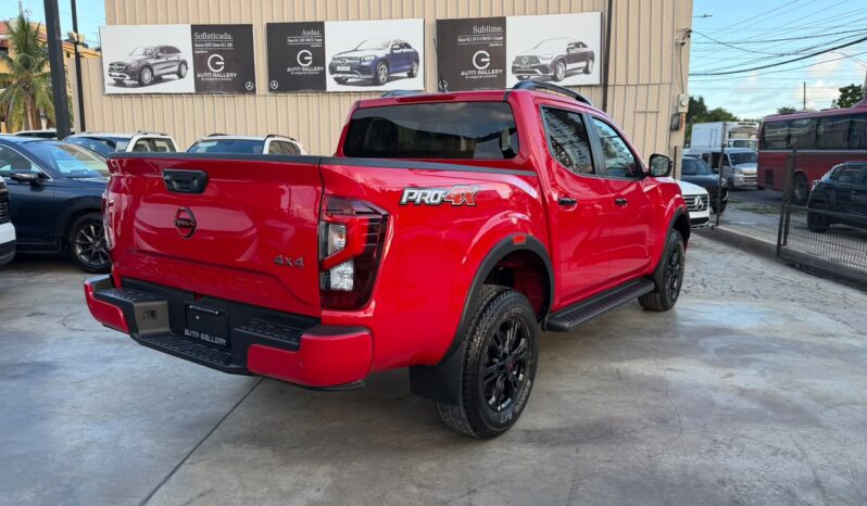 Nissan Frontier Pro 4x 2027 lleno