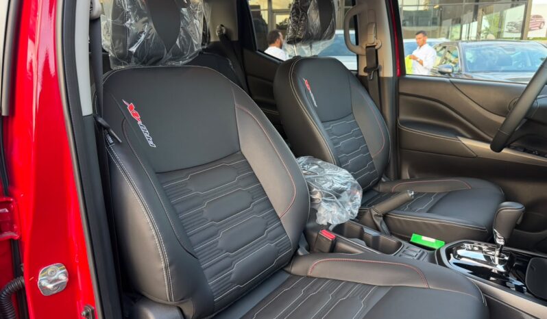 Nissan Frontier Pro 4x 2027 lleno