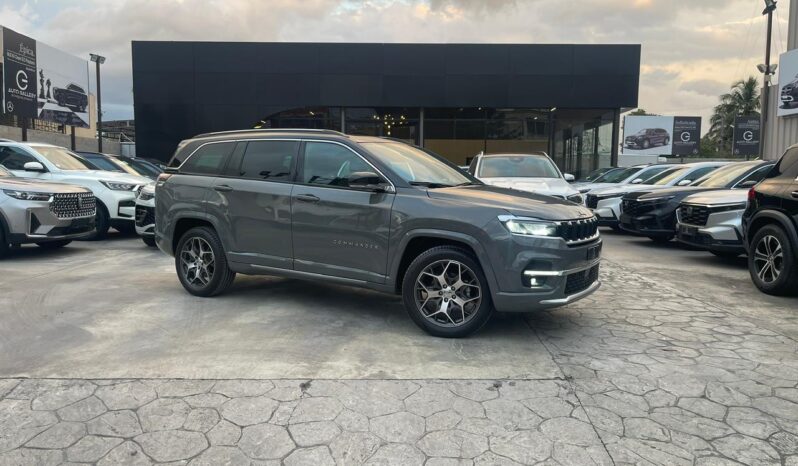Jeep Comander Overland 2024 lleno