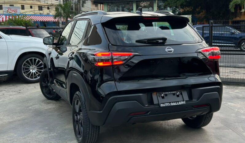 Nissan Magnite Dark Armour 2027 lleno