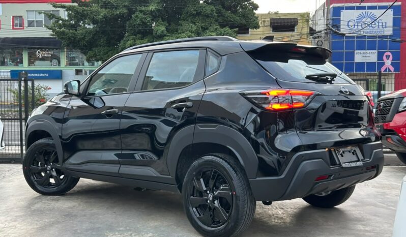 Nissan Magnite Dark Armour 2027 lleno
