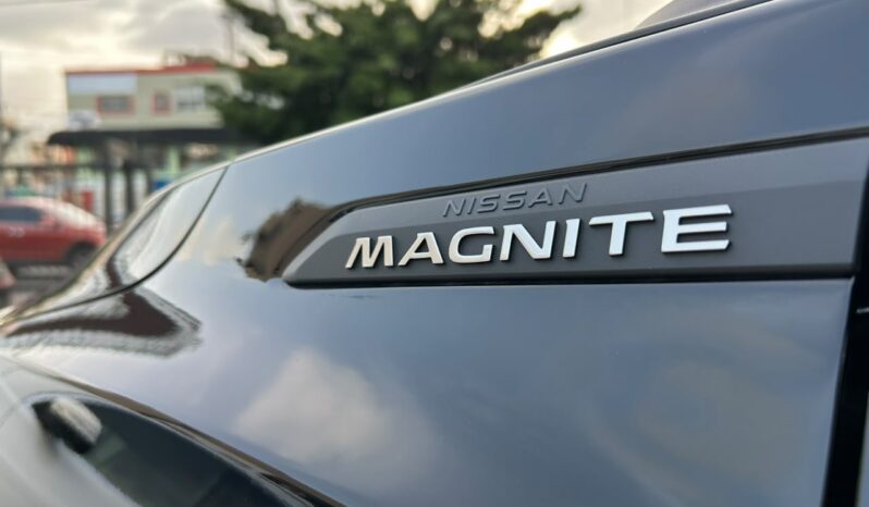 Nissan Magnite Dark Armour 2027 lleno