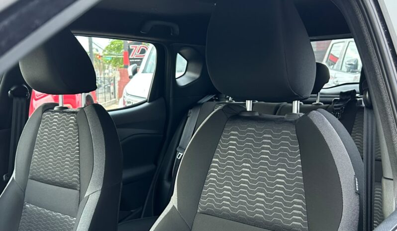 Nissan Magnite Dark Armour 2027 lleno