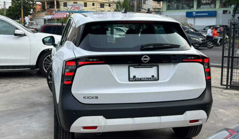 Nissan Kicks Advanced 2027 lleno