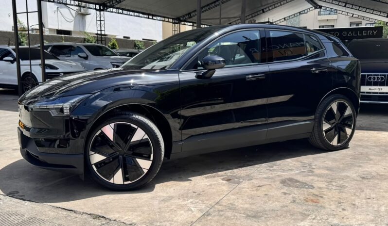 VOLVO EX30 ULTRA 2025 lleno