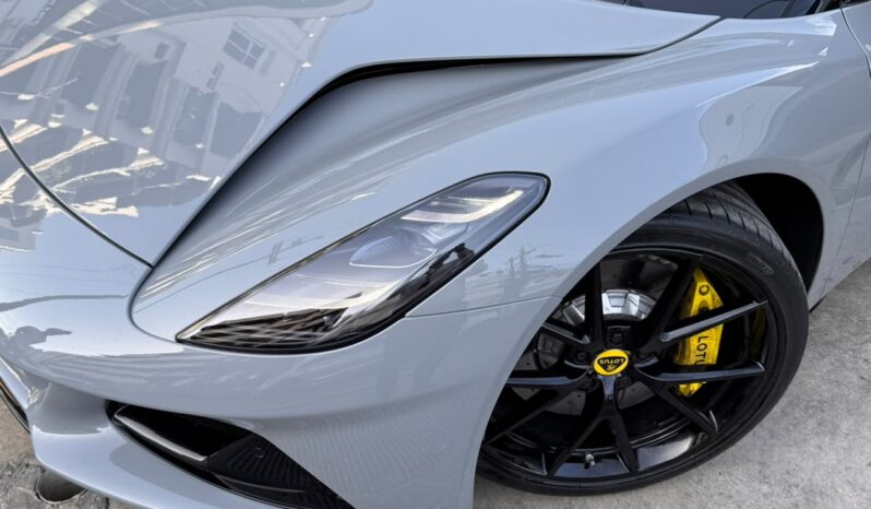 LOTUS EMIRA TURBO SE 2026. lleno