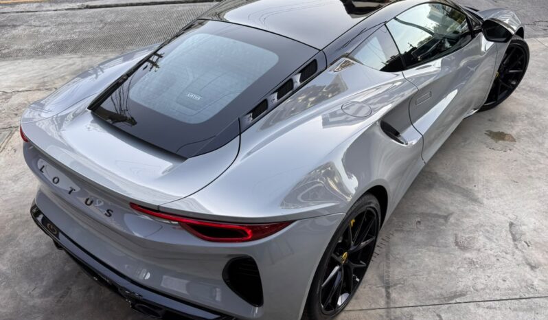LOTUS EMIRA TURBO SE 2026. lleno