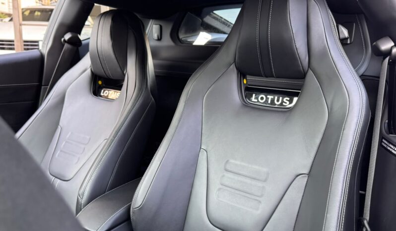 LOTUS EMIRA TURBO SE 2026. lleno