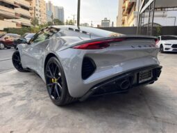 LOTUS EMIRA TURBO SE 2026. lleno