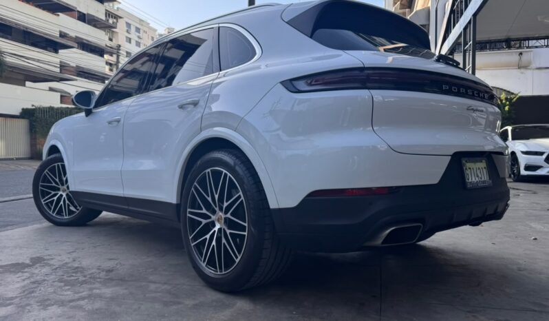 PORSCHE CAYENNE 2024 lleno