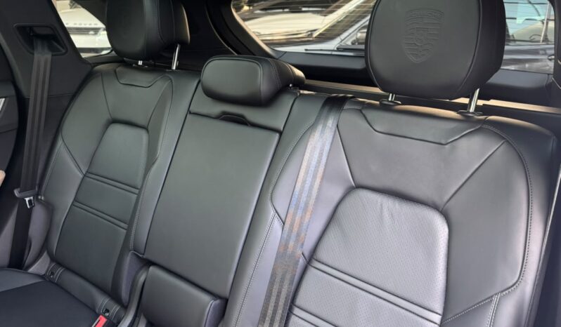PORSCHE CAYENNE 2024 lleno