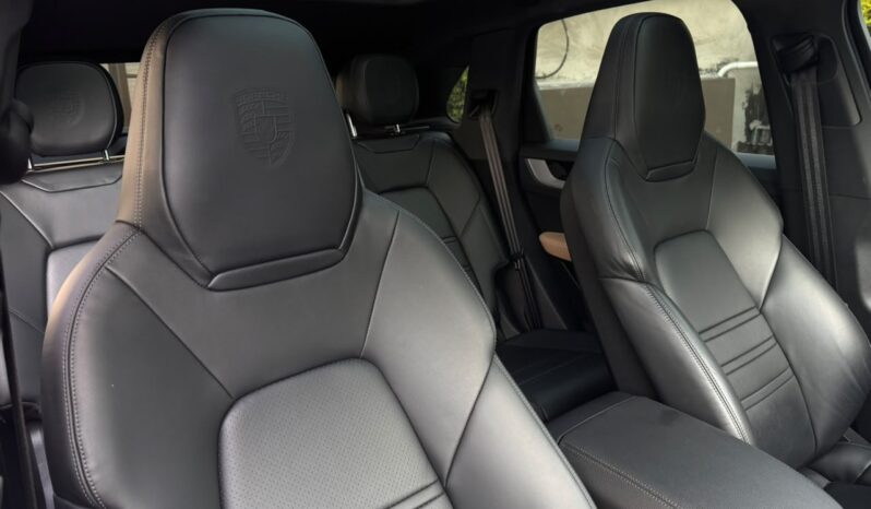 PORSCHE CAYENNE 2024 lleno