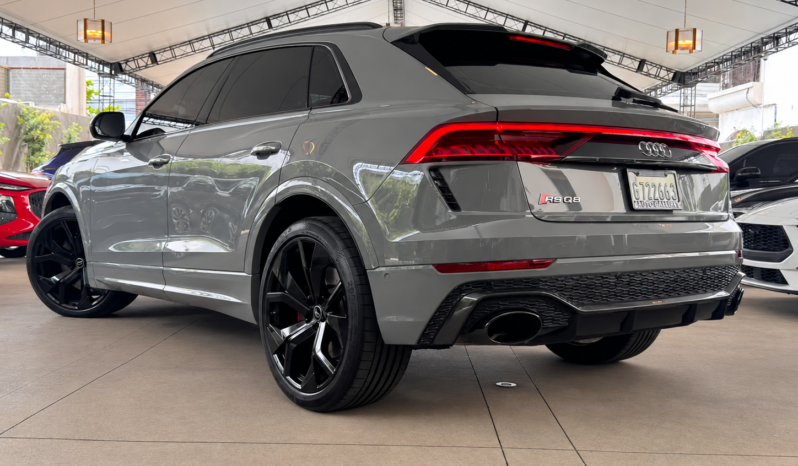 AUDI Q8 RS 2023 lleno