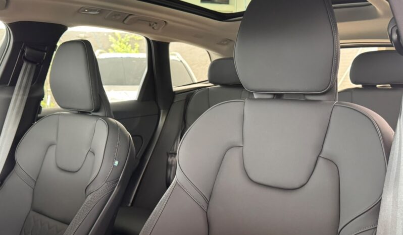 VOLVO XC60 CORE 2026 lleno