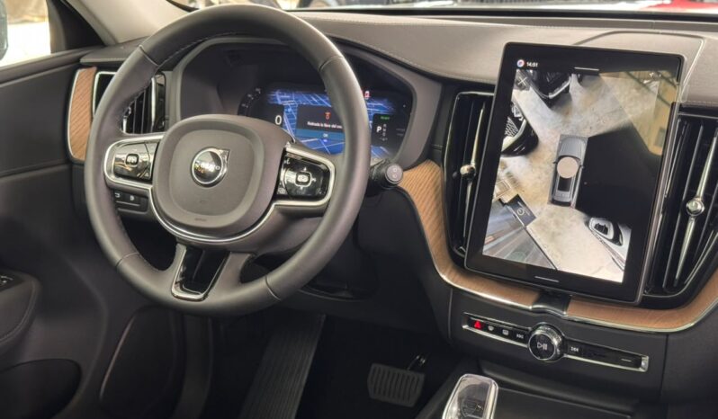 VOLVO XC60 CORE 2026 lleno