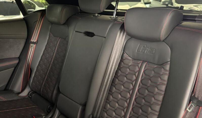 AUDI Q8 RS 2023 lleno