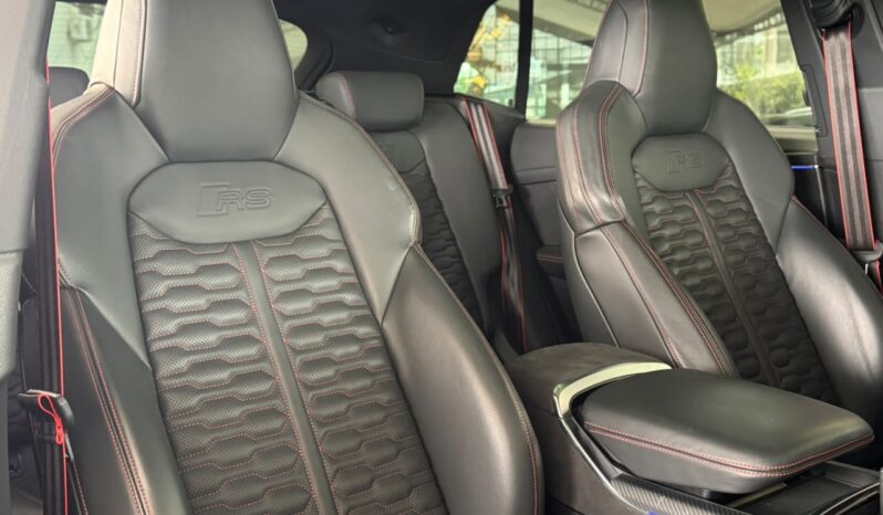 AUDI Q8 RS 2023 lleno