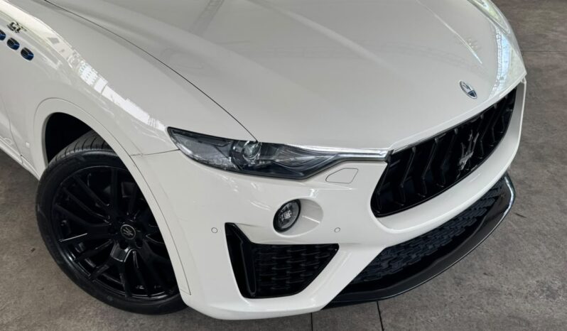 MASERATI LEVANTE GT 2022 lleno