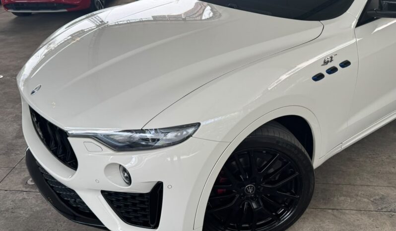 MASERATI LEVANTE GT 2022 lleno