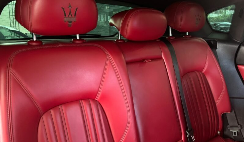 MASERATI LEVANTE GT 2022 lleno