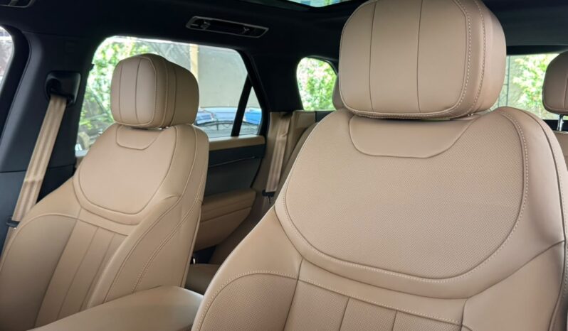 LAND ROVER RANGE ROVER SPORT 2026. lleno