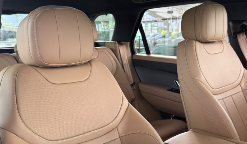LAND ROVER RANGE ROVER SPORT 2026. lleno