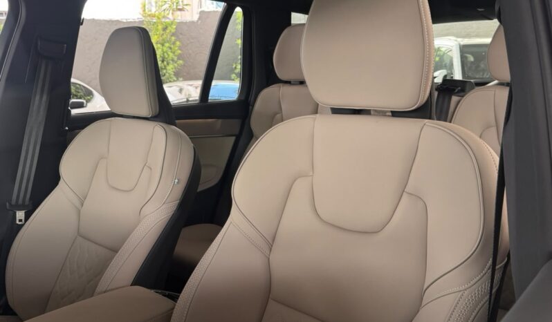 VOLVO XC90 PLUS T8 2027 lleno