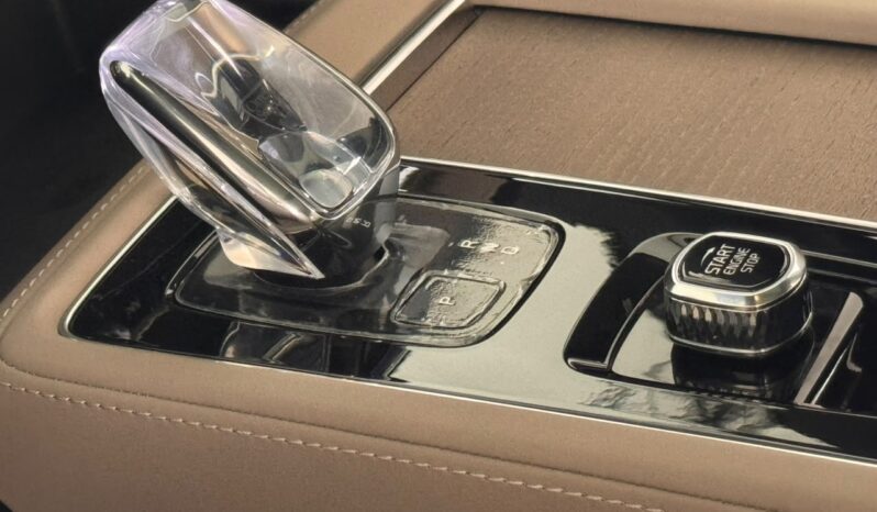 VOLVO XC90 PLUS T8 2027 lleno