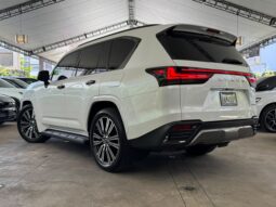 LEXUS LX600 LUXURY 2023