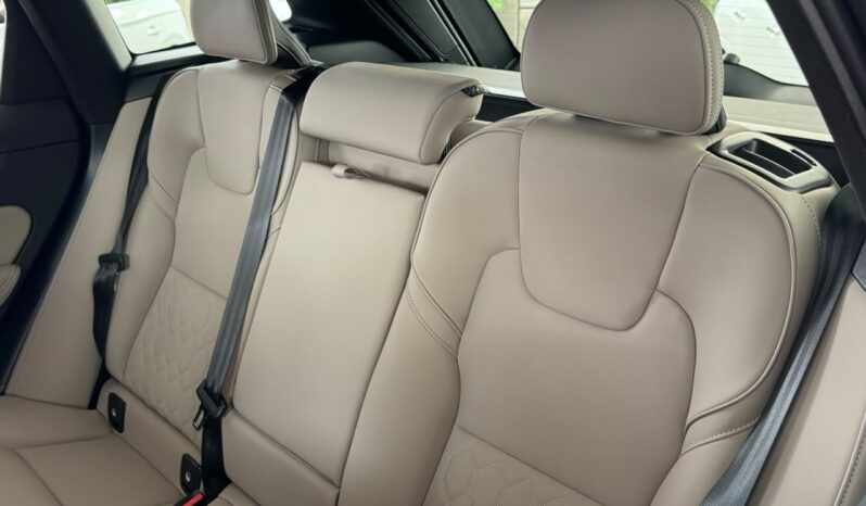 VOLVO XC60 PLUS T8 2027 lleno