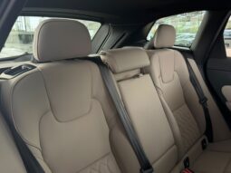 VOLVO XC60 PLUS T8 2027 lleno