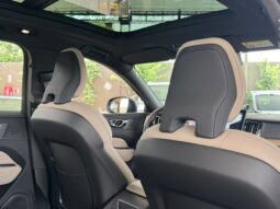 VOLVO XC60 PLUS T8 2027 lleno