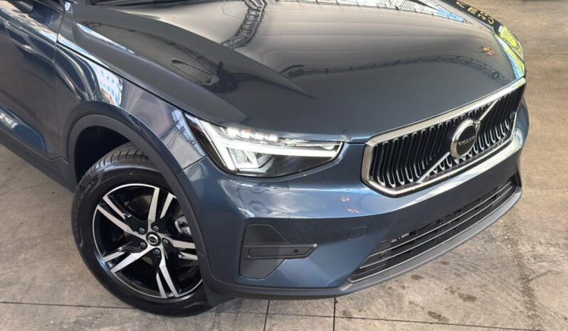 VOLVO XC40 CORE 2027 lleno