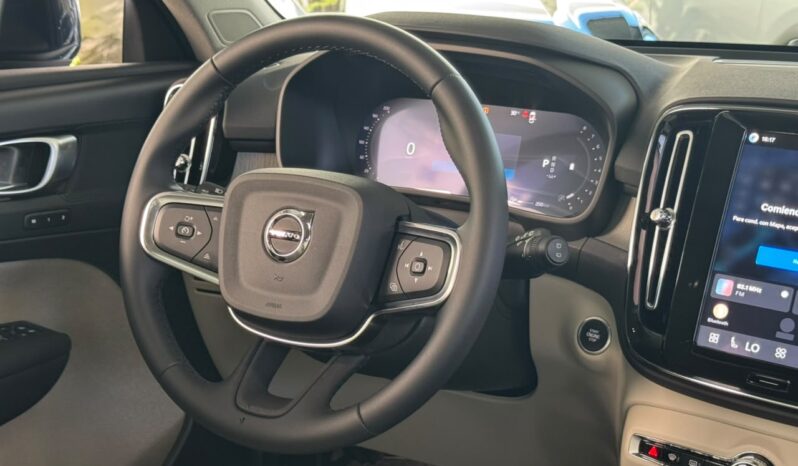 VOLVO XC40 CORE 2027 lleno