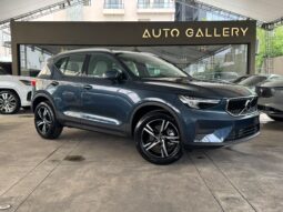 VOLVO XC40 CORE 2027