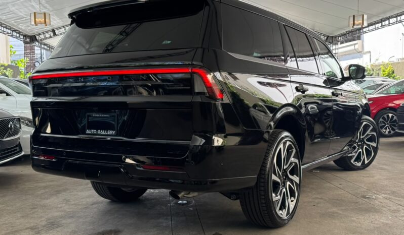 LINCOLN NAVIGATOR BLACK LABEL 2027 lleno