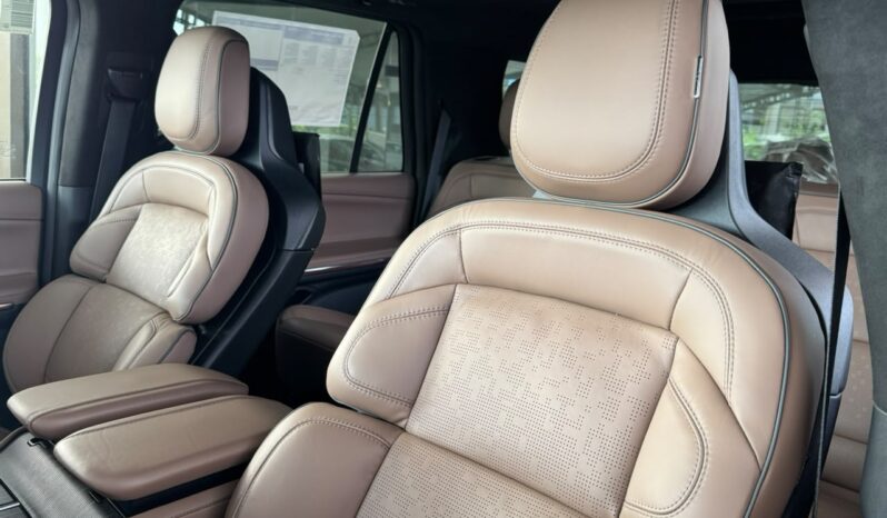 LINCOLN NAVIGATOR BLACK LABEL 2027 lleno
