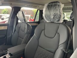 VOLVO XC90 PLUS T8 2027. lleno
