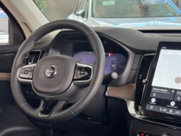 VOLVO XC90 PLUS T8 2027. lleno